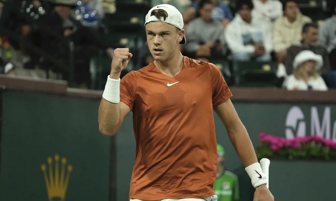 尽管面对的 尽管面对的