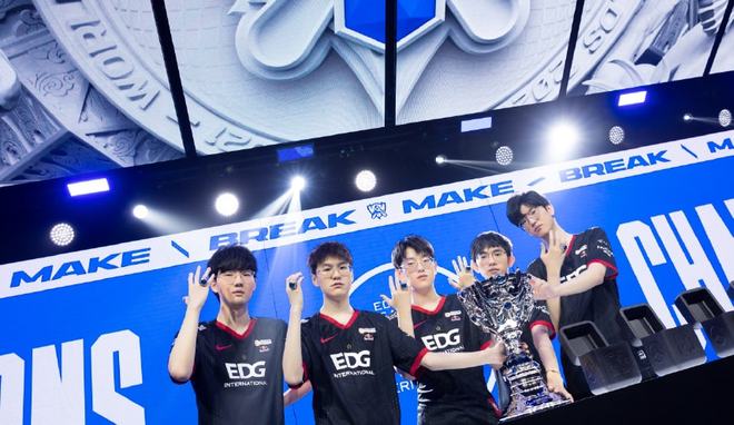 展现了他们 展现了他们