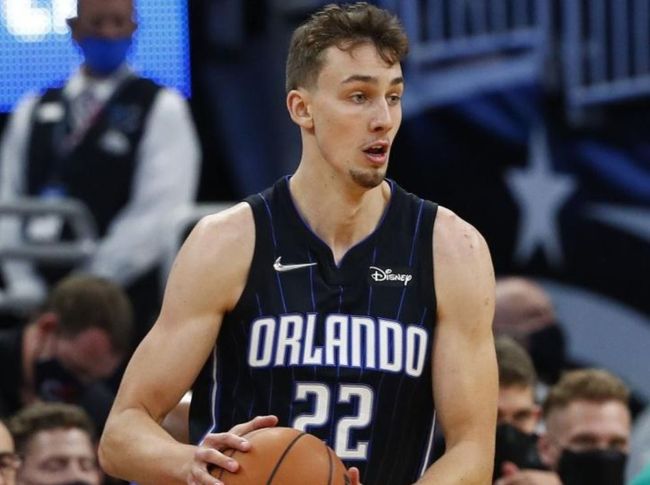 须符合营收 须符合营收