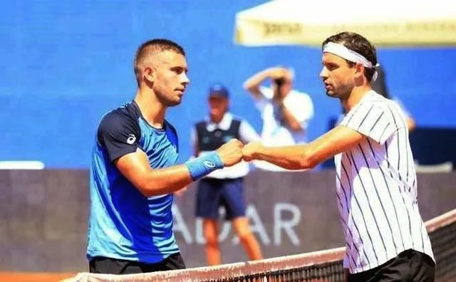 往往不是直 往往不是直