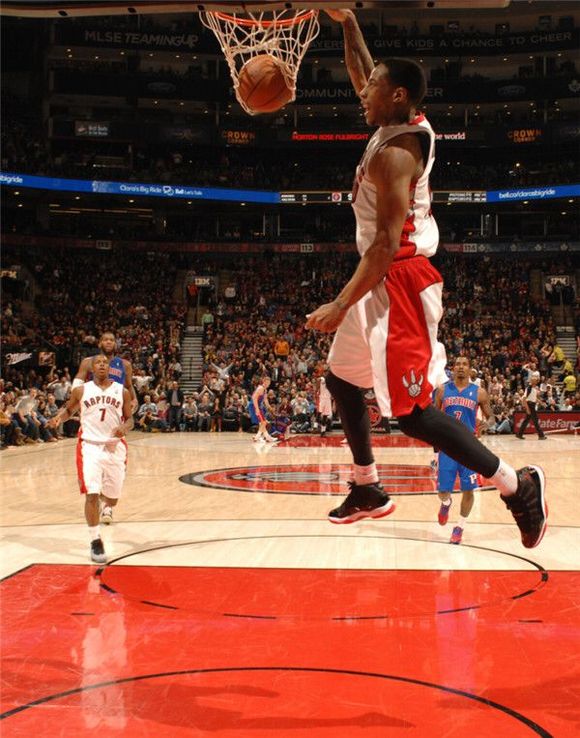 传球多为回 传球多为回